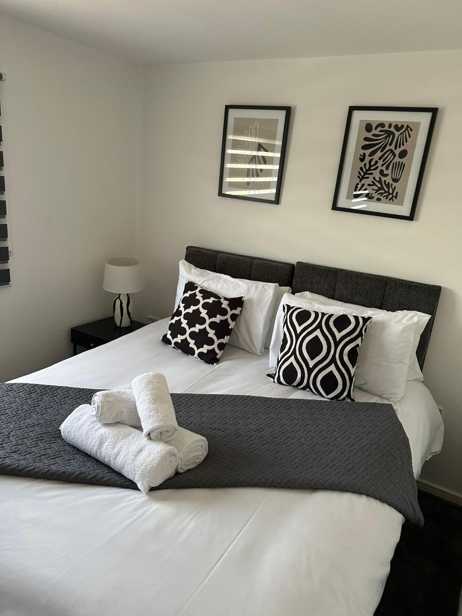 Quaint 3br L Market St L Sleeps 8 Apartment Watford (Hertfordshire)